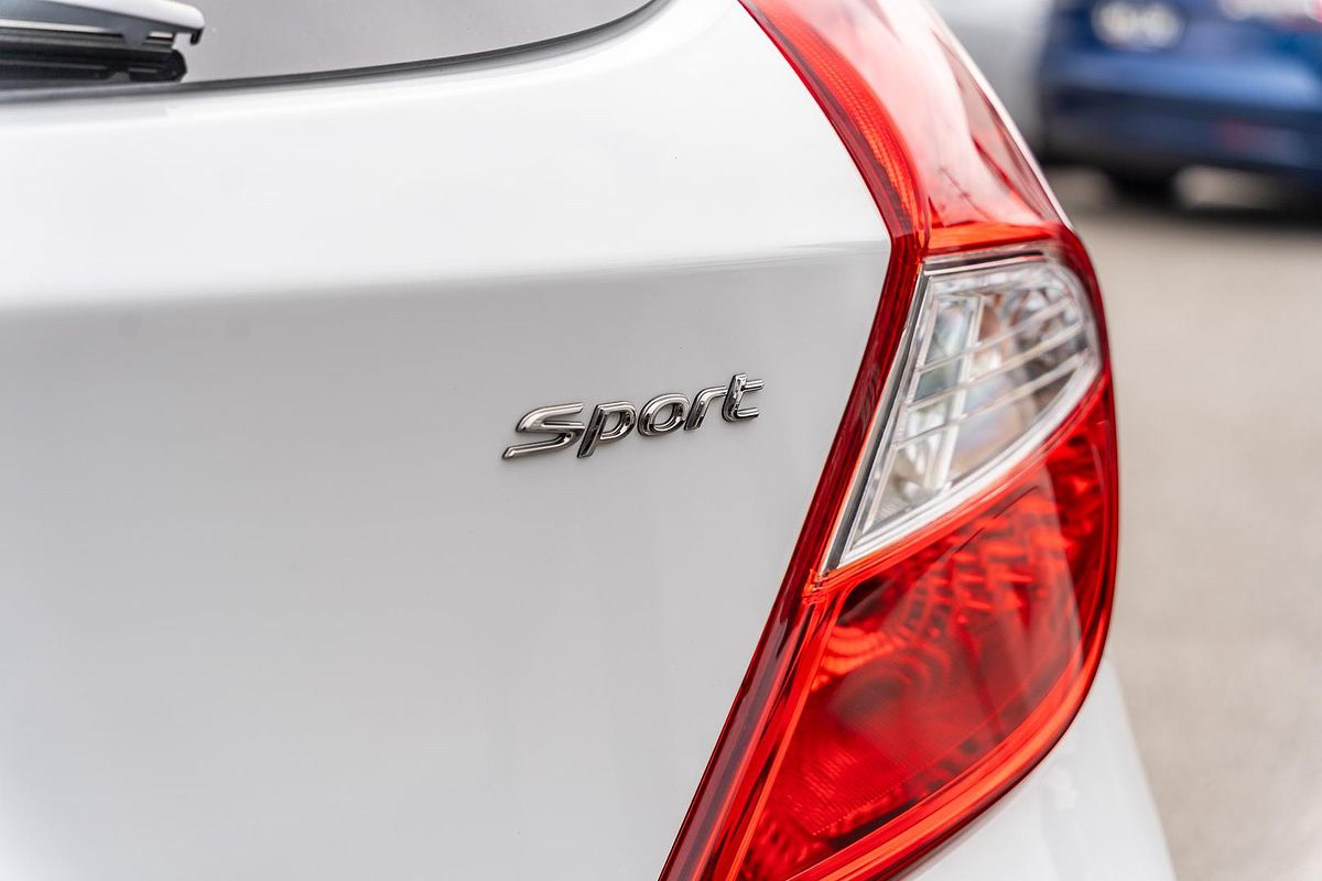 2018 Hyundai Accent Sport RB6