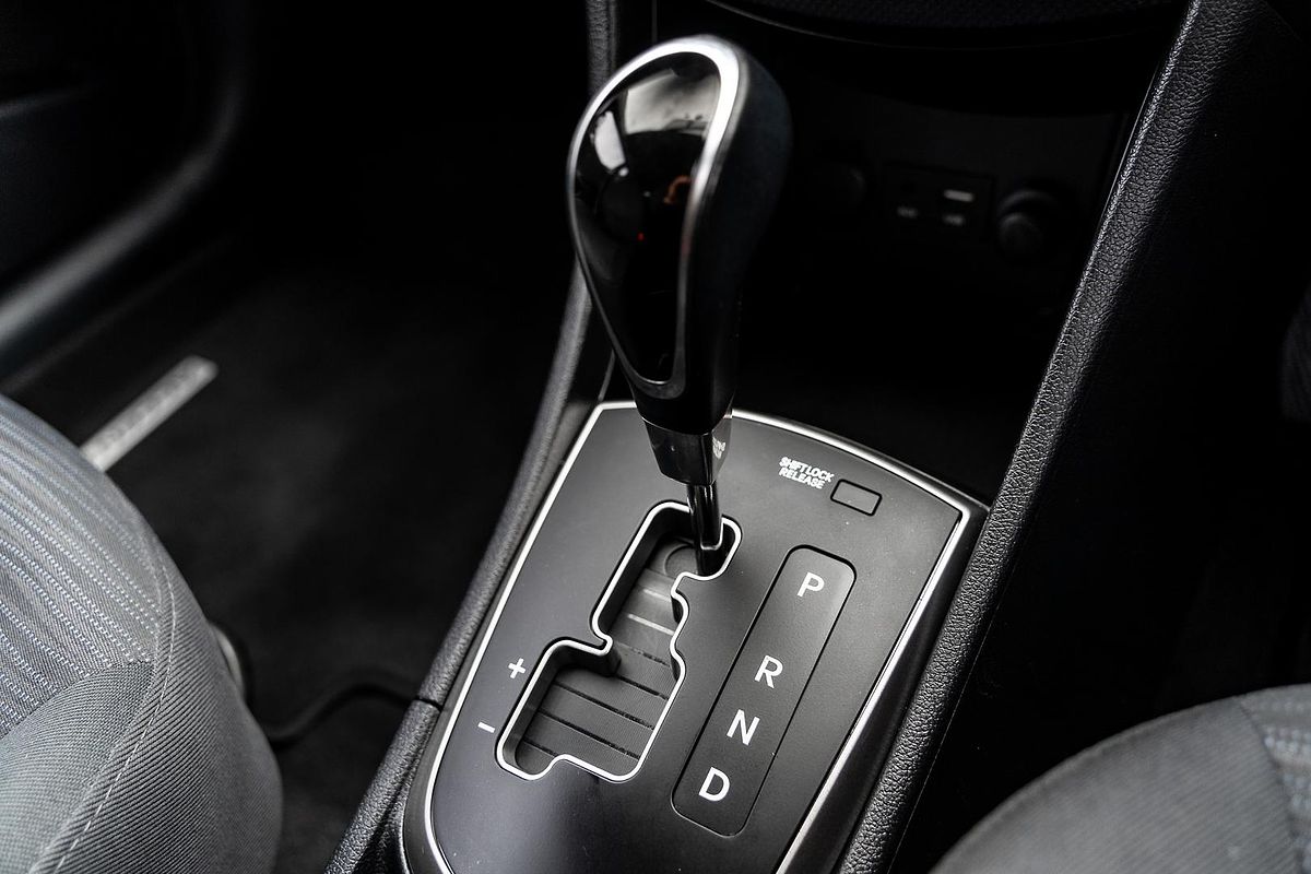 2018 Hyundai Accent Sport RB6