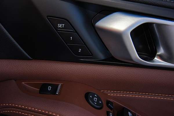 2020 BMW X5 xDrive45e M Sport G05