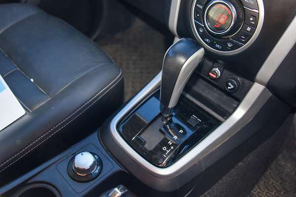 2020 Isuzu MU-X LS-T