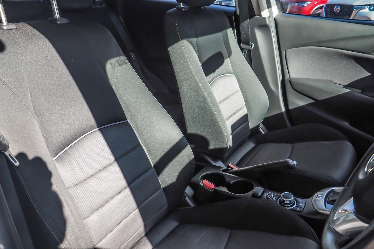 2016 Mazda CX-3 Maxx DK