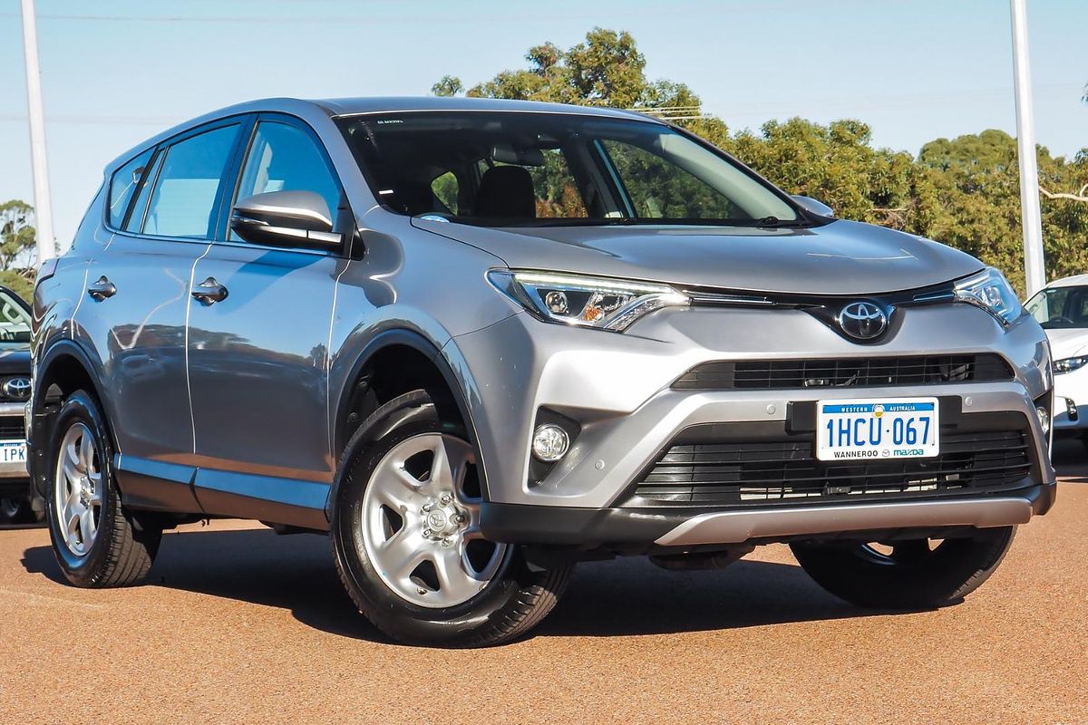 2017 Toyota RAV4 GX ASA44R