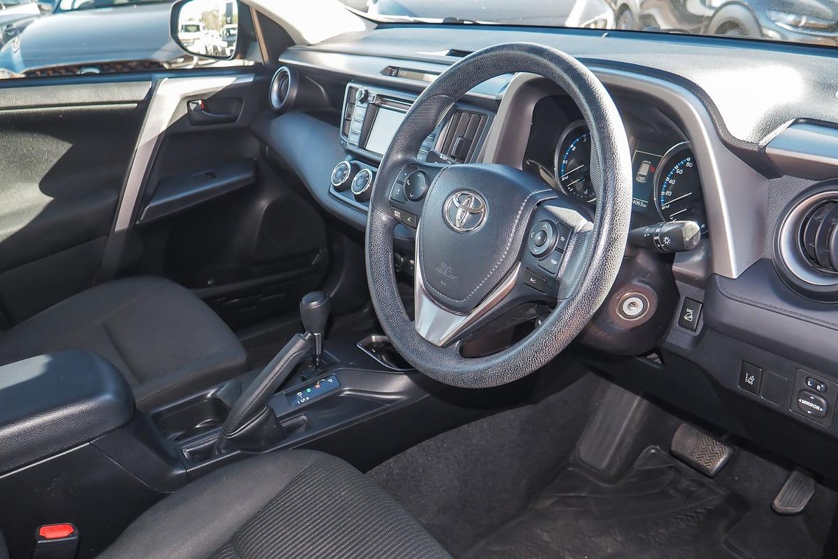 2017 Toyota RAV4 GX ASA44R