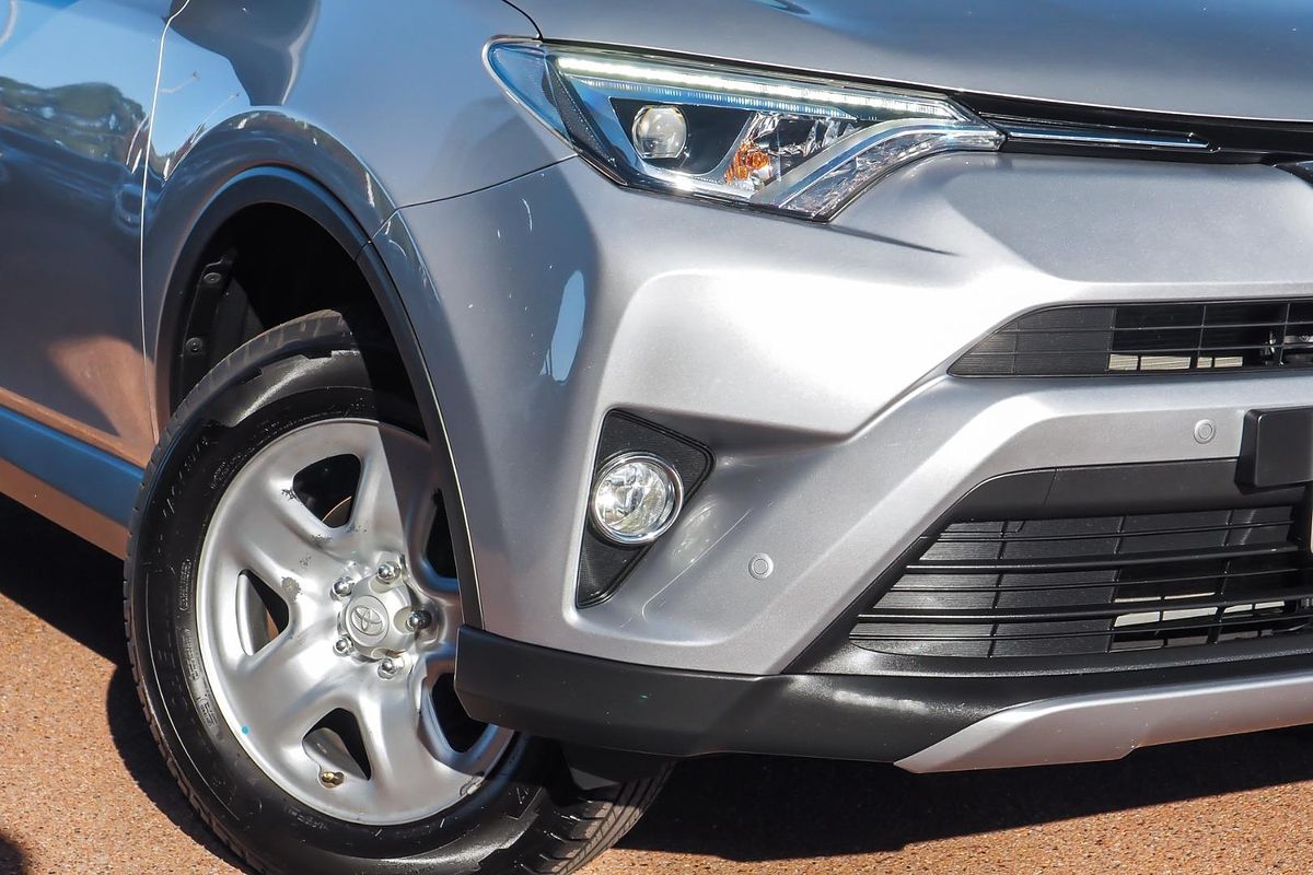 2017 Toyota RAV4 GX ASA44R