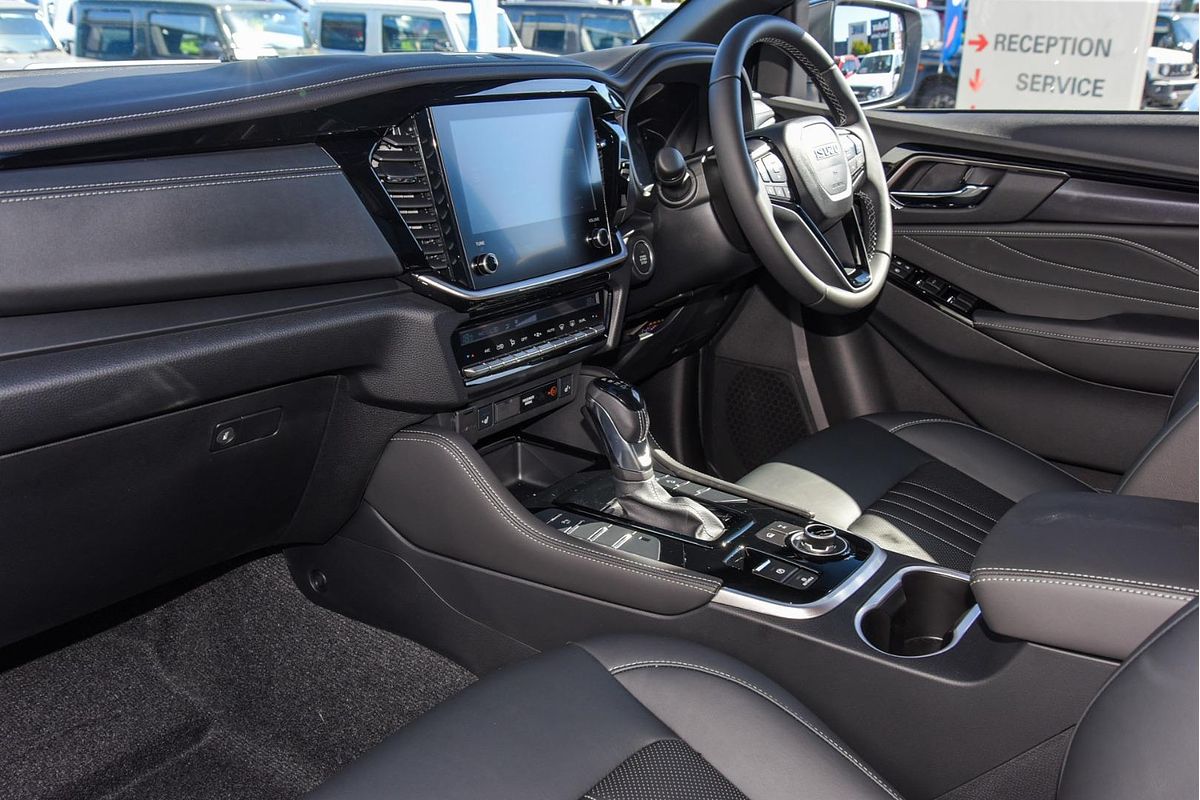 2025 Isuzu MU-X