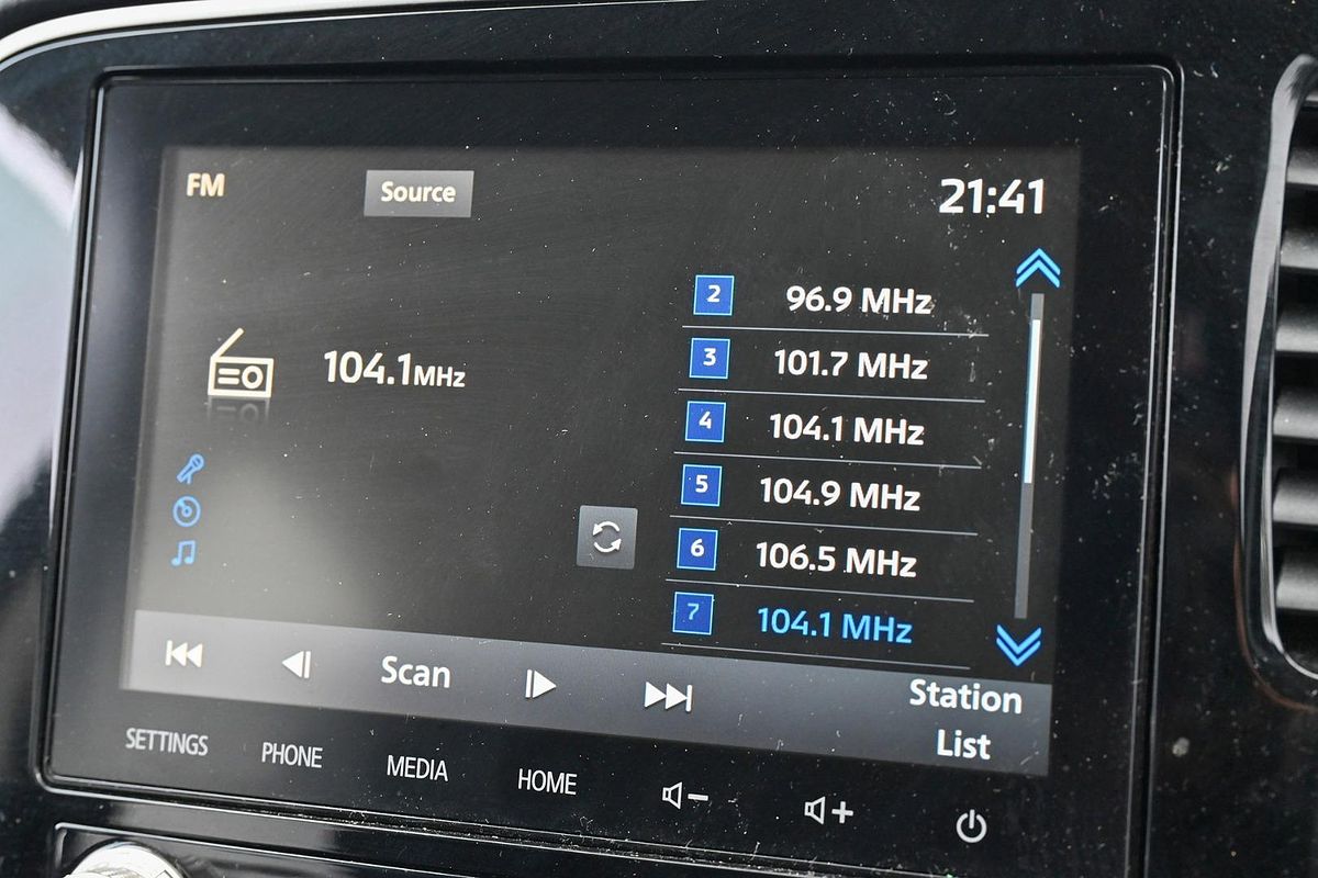 2019 Mitsubishi Outlander LS ZL