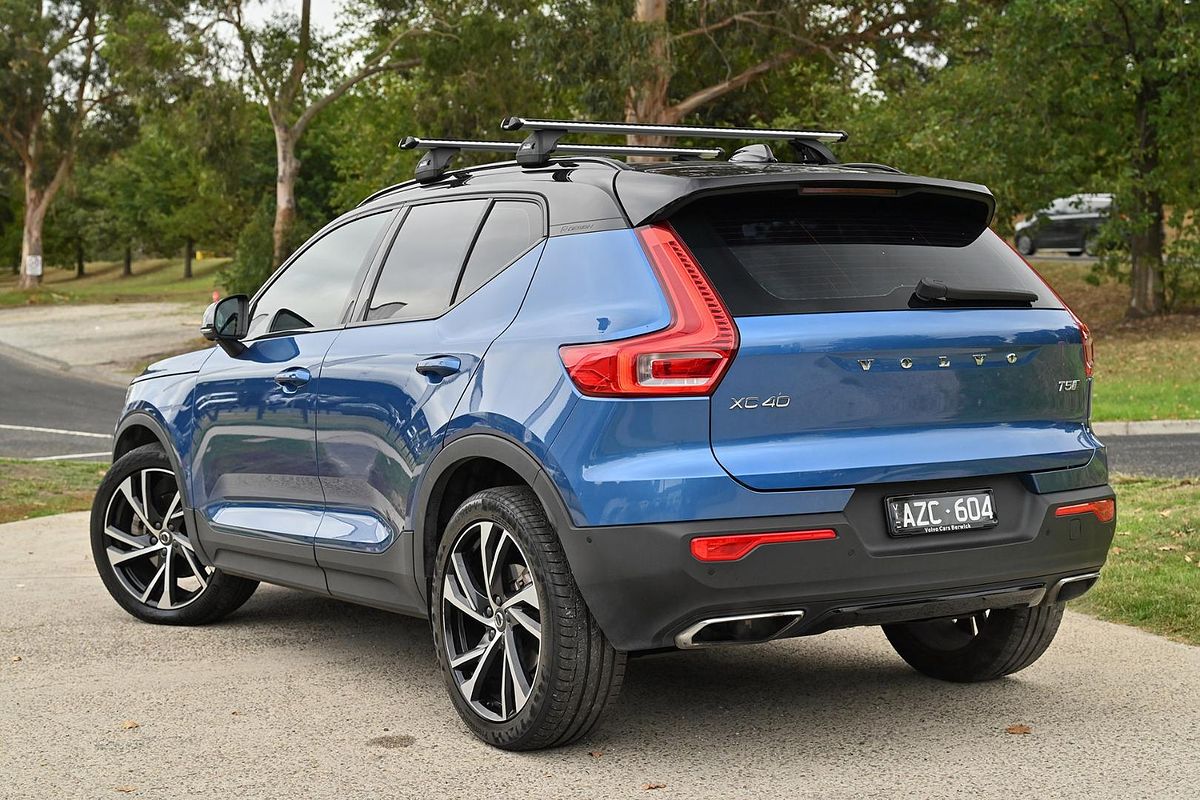 2019 Volvo XC40 T5 R-Design