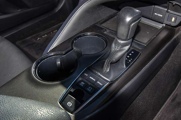2022 Toyota Camry Ascent Sport AXVH70R