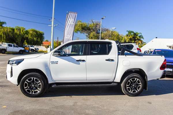 2024 Toyota Hilux SR5 48V GUN126R 4X4