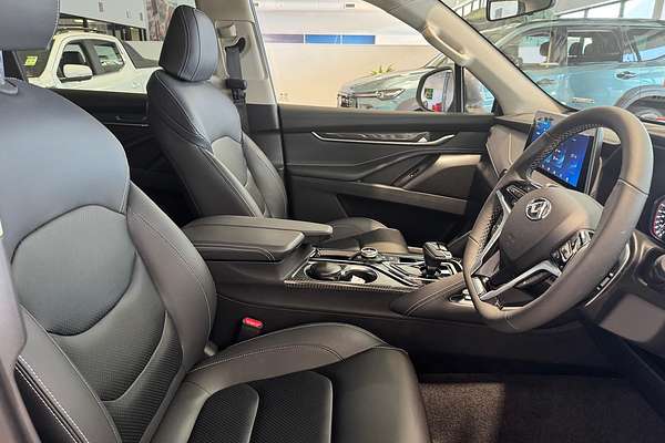 2024 LDV D90 Executive SV9A