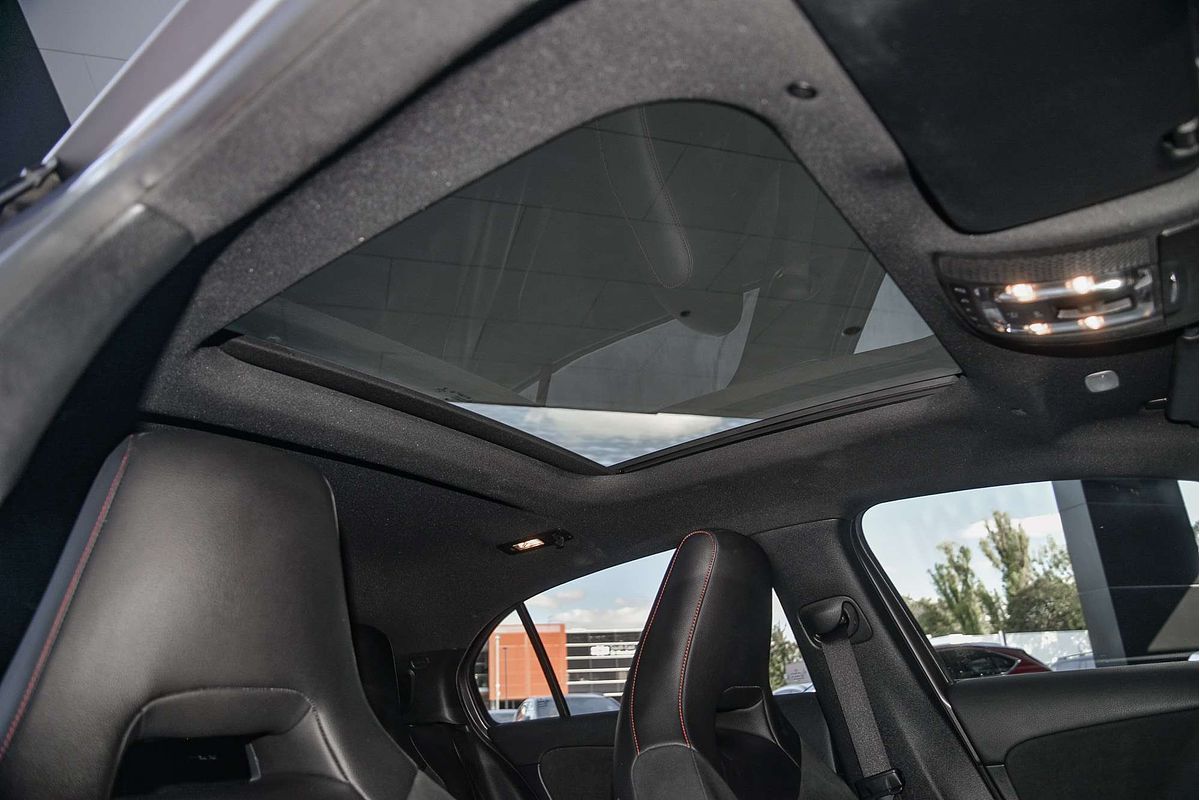 2019 Mercedes-Benz A-Class A250 W177