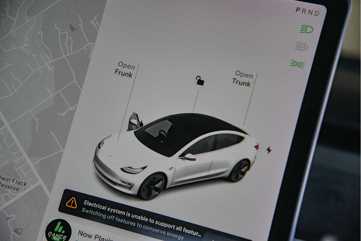 2020 Tesla Model 3 Standard Range Plus