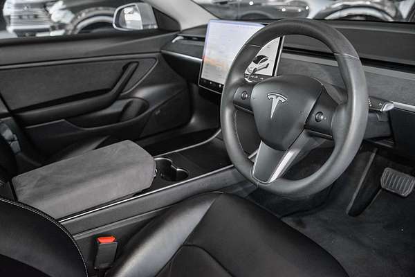 2020 Tesla Model 3 Standard Range Plus