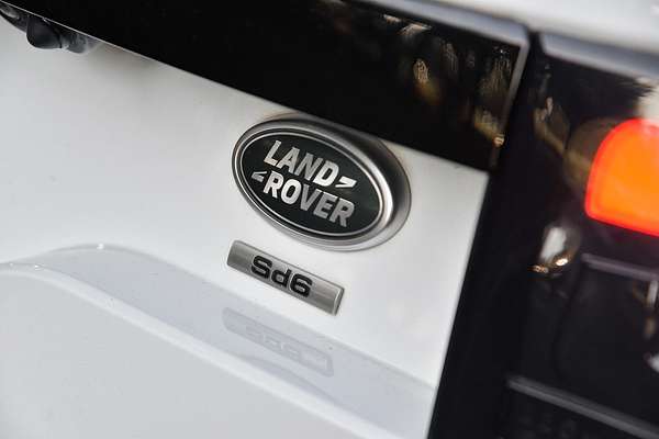 2019 Land Rover Discovery SD6 SE Series 5