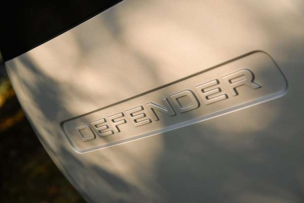2021 Land Rover Defender 110 D300 HSE L663