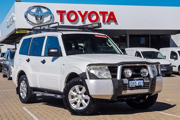 2011 Mitsubishi Pajero GLX NT