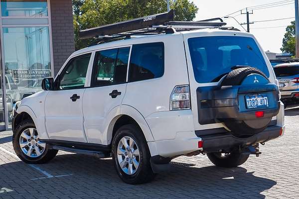 2011 Mitsubishi Pajero GLX NT