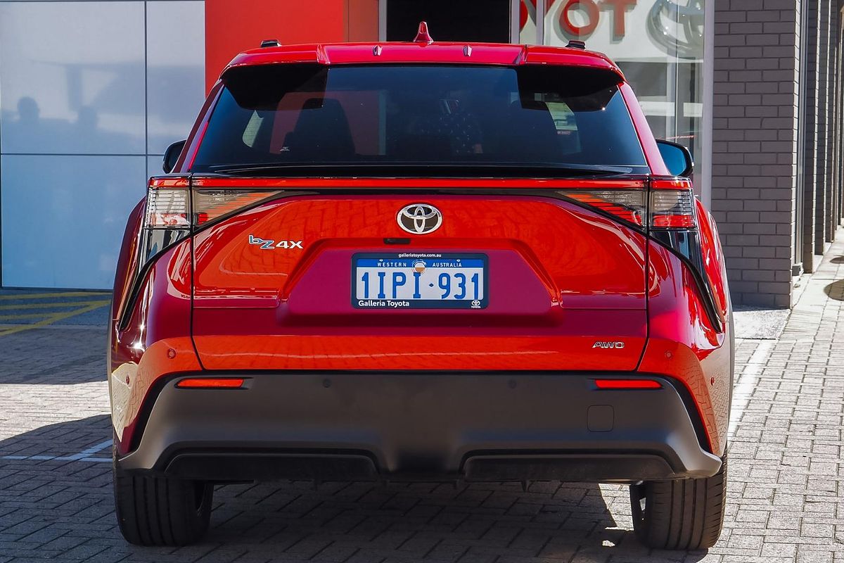 2024 Toyota bZ4X YEAM15R