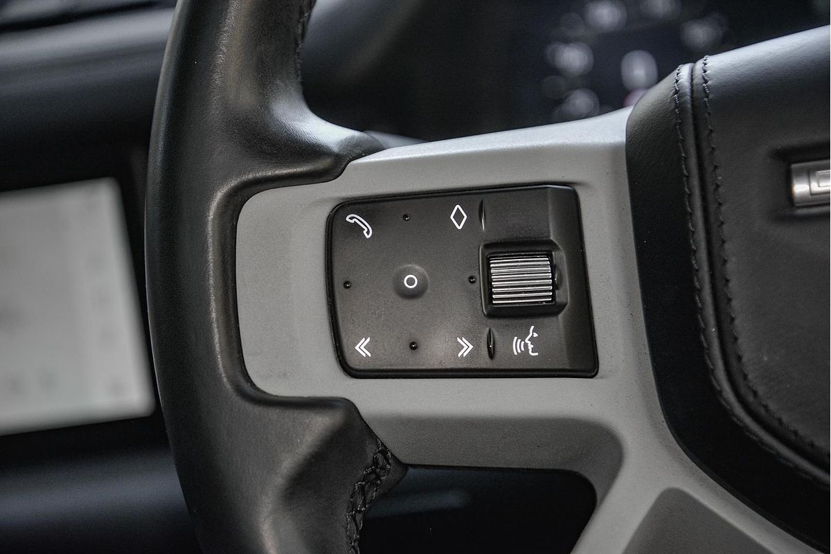 2021 Land Rover Defender 110 D300 HSE L663