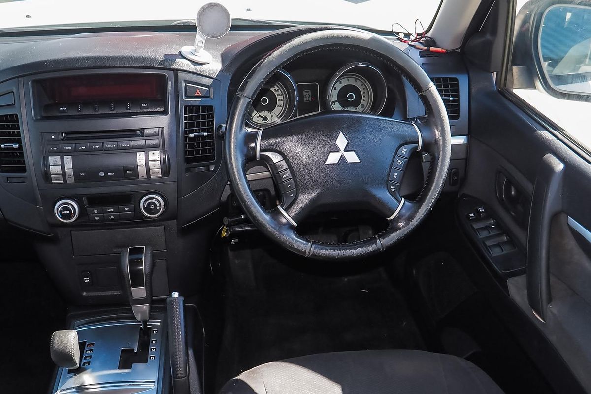 2011 Mitsubishi Pajero GLX NT