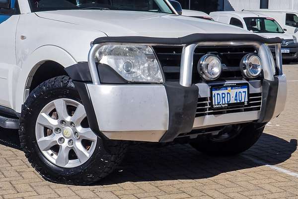 2011 Mitsubishi Pajero GLX NT