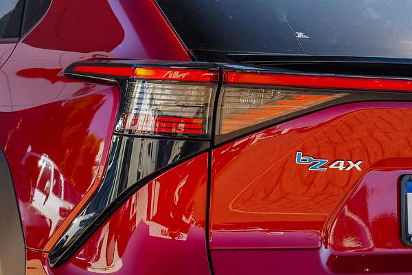 2024 Toyota bZ4X YEAM15R