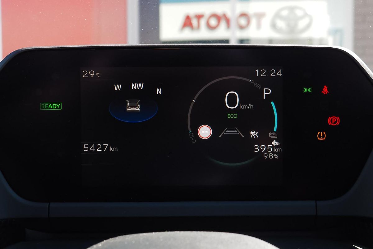 2024 Toyota bZ4X YEAM15R