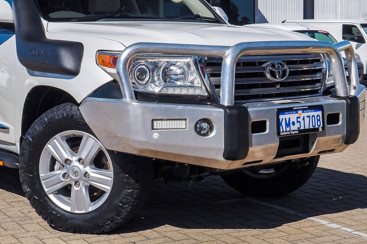 2015 Toyota Landcruiser Sahara VDJ200R