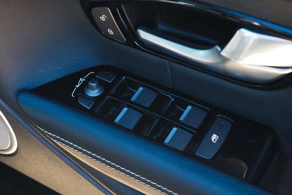 2018 Land Rover Range Rover Evoque TD4 Landmark L538