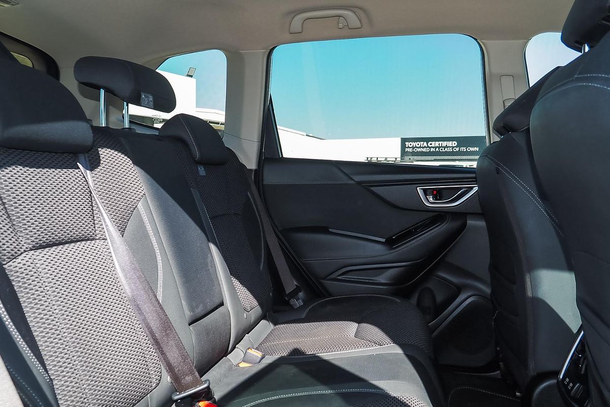 2019 Subaru Forester 2.5i Premium S5
