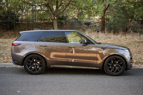 2024 Land Rover Range Rover Sport D300 Dynamic SE L461