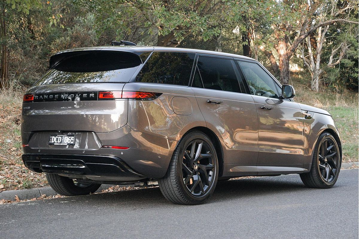 2024 Land Rover Range Rover Sport D300 Dynamic SE L461