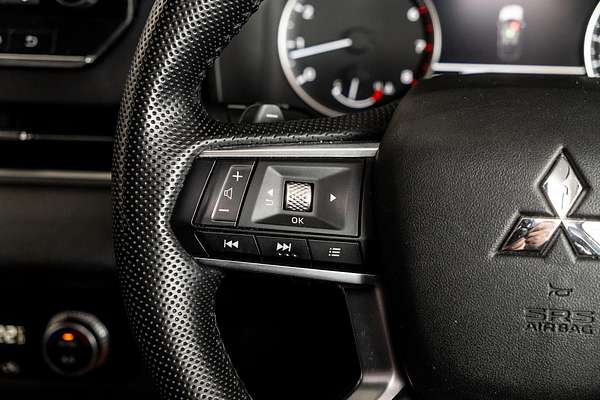 2021 Mitsubishi Outlander LS ZM
