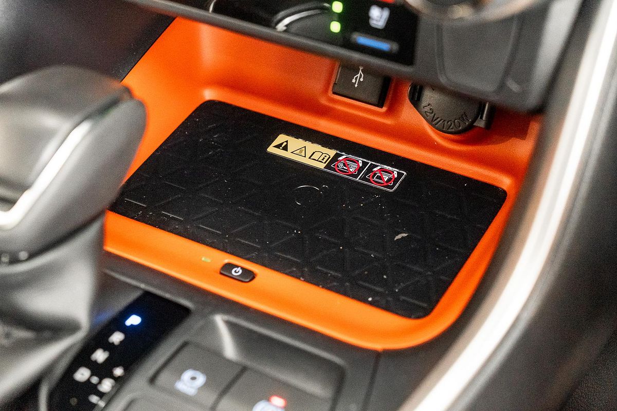 2022 Toyota RAV4 Edge AXAH54R