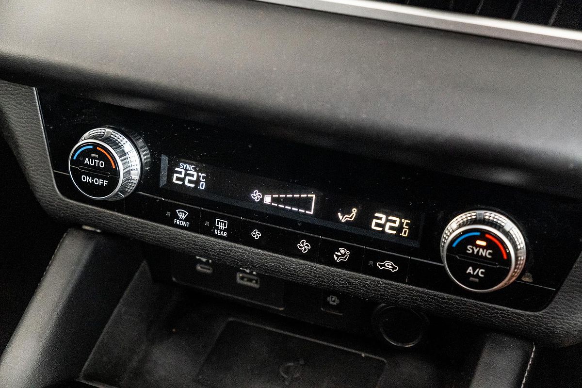 2021 Mitsubishi Outlander LS ZM