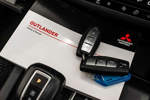 2021 Mitsubishi Outlander LS ZM