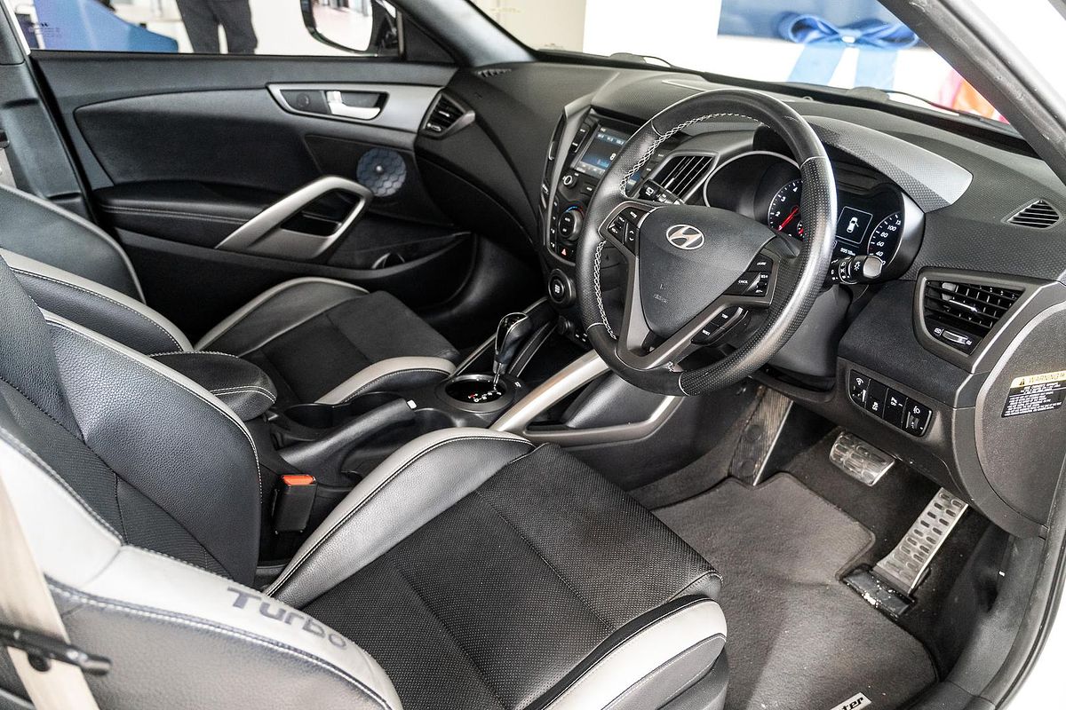 2017 Hyundai Veloster SR Turbo FS5 Series II