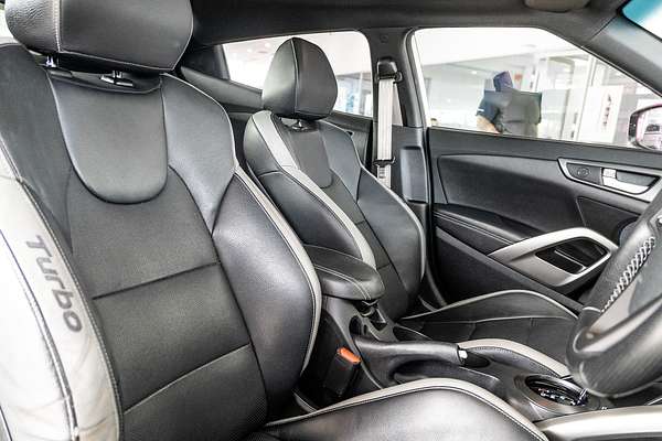 2017 Hyundai Veloster SR Turbo FS5 Series II