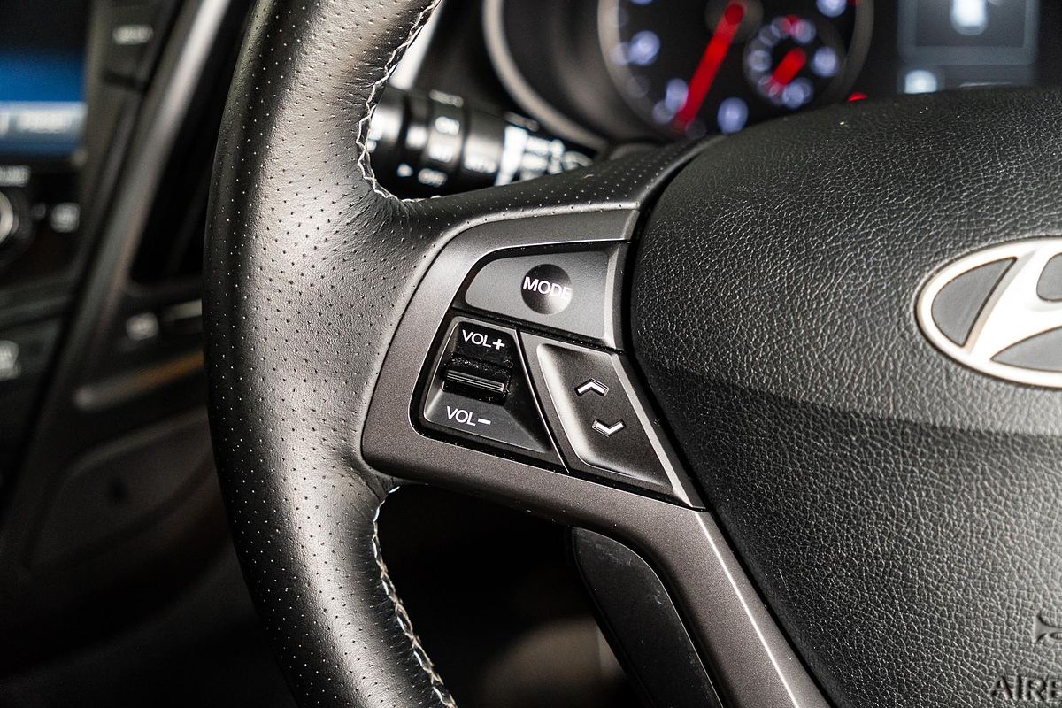 2017 Hyundai Veloster SR Turbo FS5 Series II