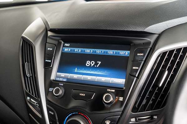 2017 Hyundai Veloster SR Turbo FS5 Series II