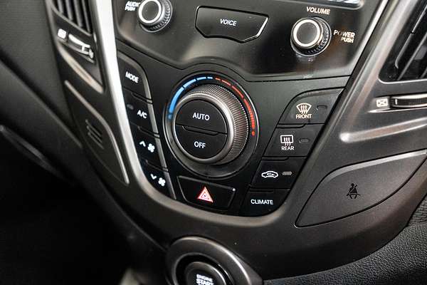 2017 Hyundai Veloster SR Turbo FS5 Series II