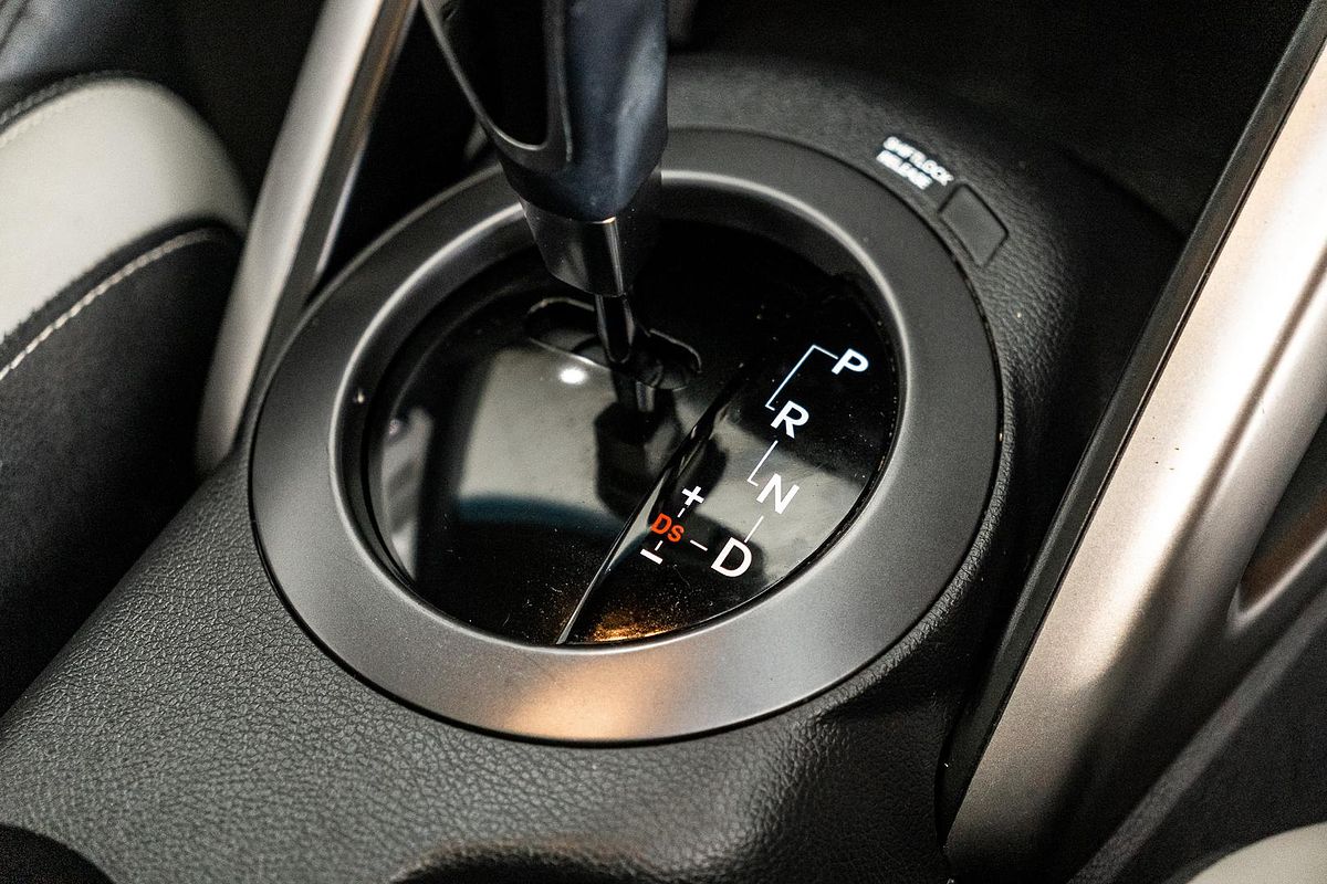 2017 Hyundai Veloster SR Turbo FS5 Series II