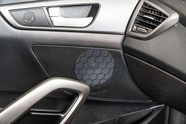 2017 Hyundai Veloster SR Turbo FS5 Series II