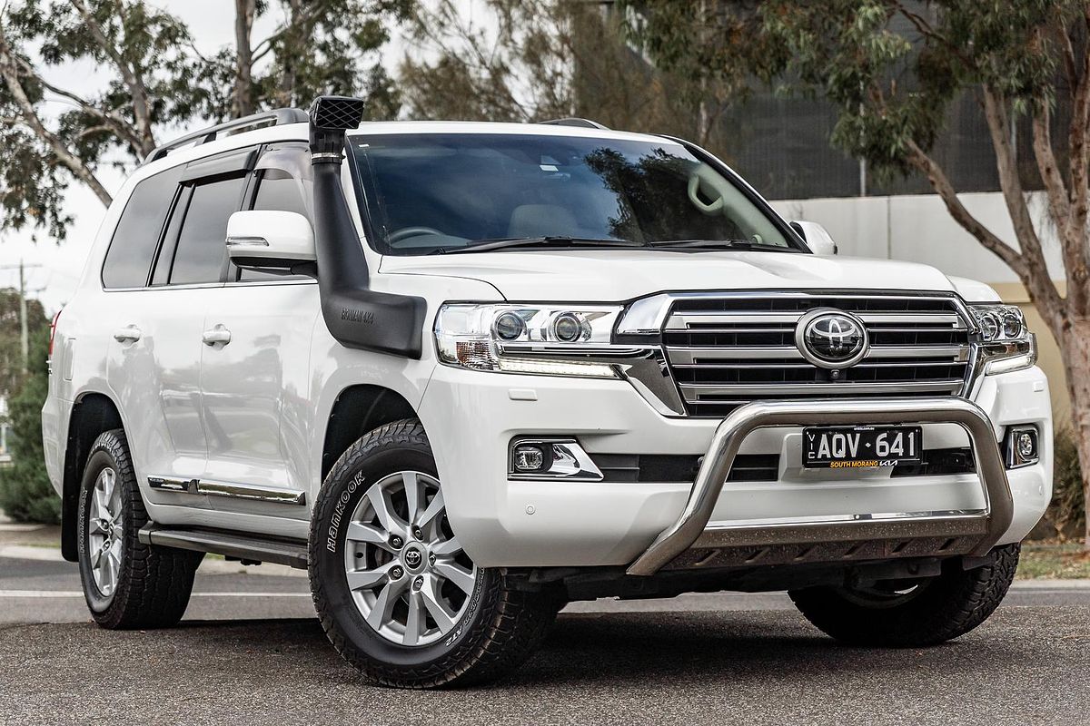 2017 Toyota Landcruiser Sahara VDJ200R