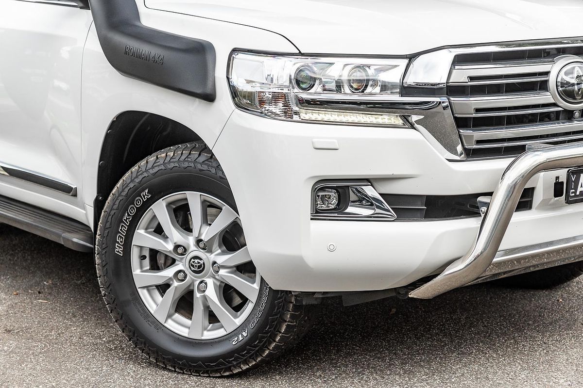 2017 Toyota Landcruiser Sahara VDJ200R