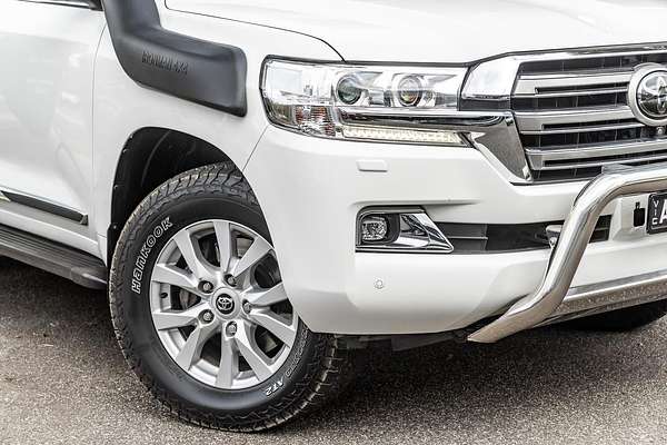2017 Toyota Landcruiser Sahara VDJ200R