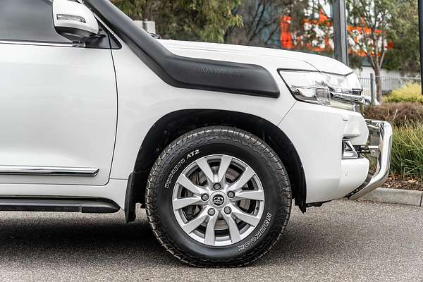 2017 Toyota Landcruiser Sahara VDJ200R