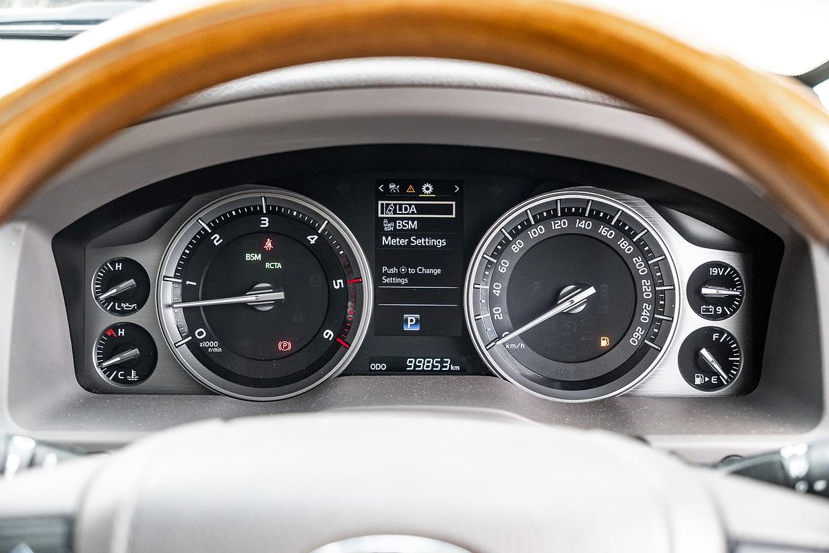2017 Toyota Landcruiser Sahara VDJ200R