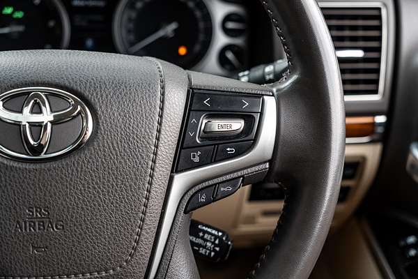 2017 Toyota Landcruiser Sahara VDJ200R