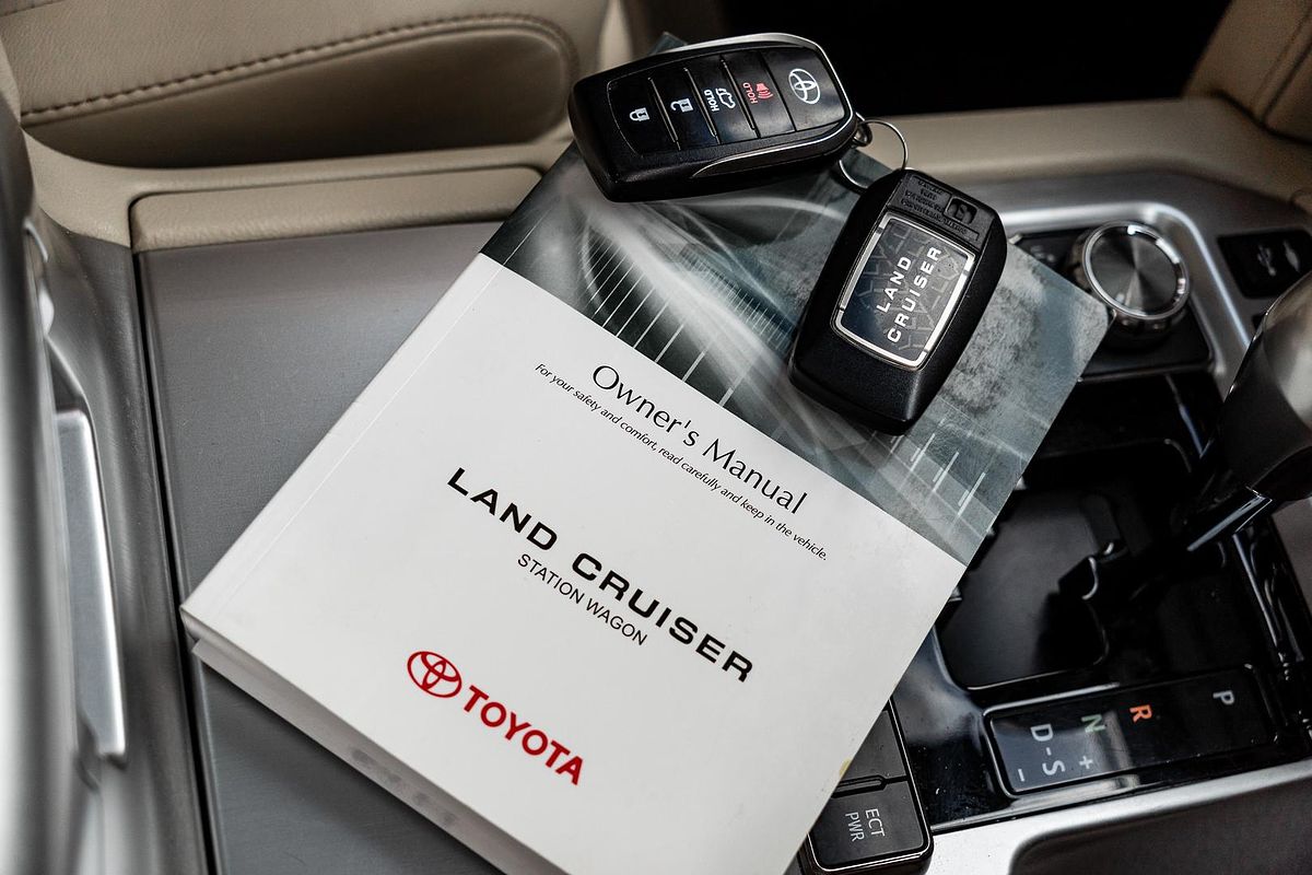 2017 Toyota Landcruiser Sahara VDJ200R